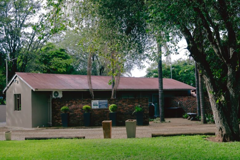 Guest accommodation set in the leafy gardens of Letsitele Guesthouse